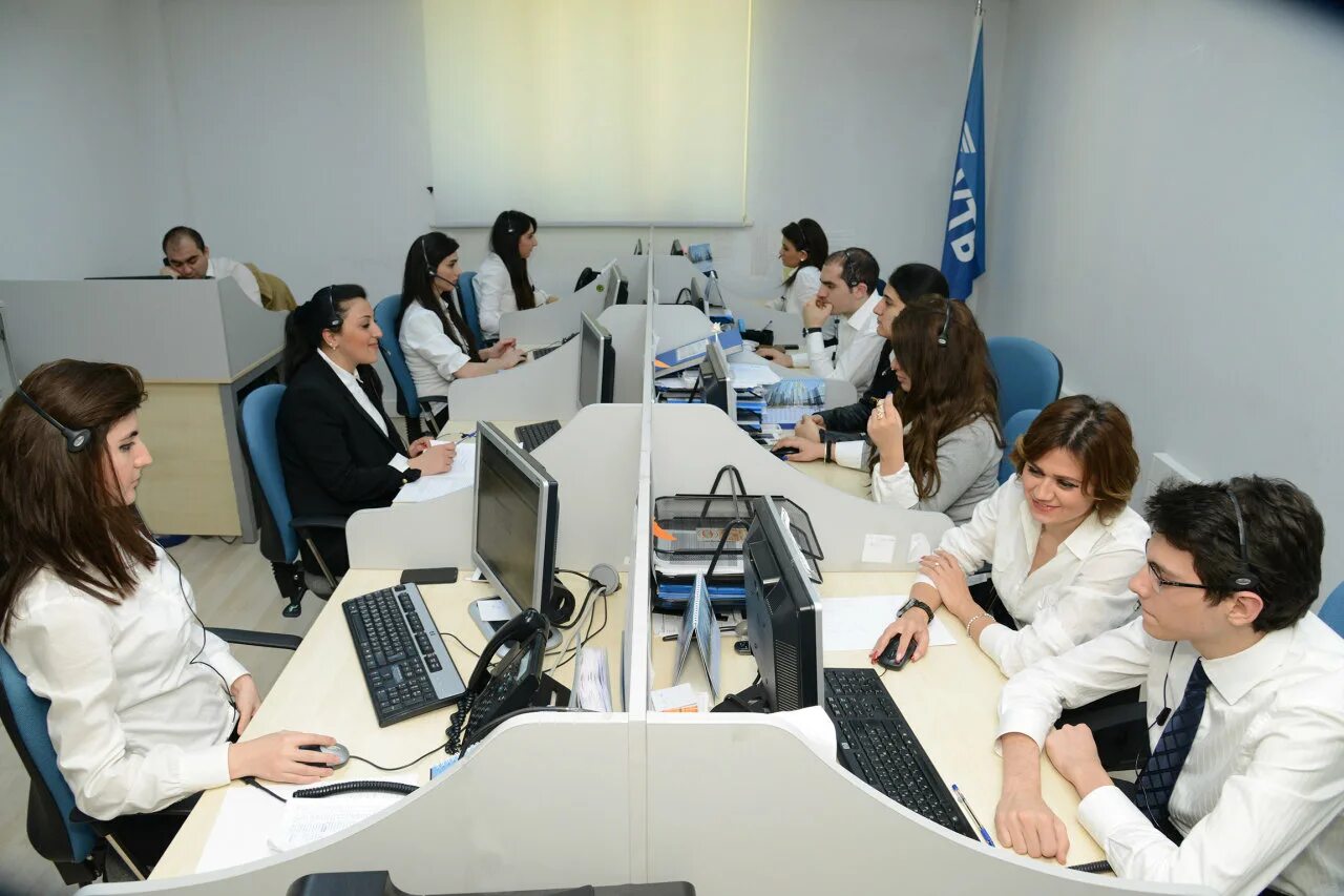 Контакты центр банка. Колл центр офис. Личный кабинет факторинг. Современный колл центр. Контакты центр банка.