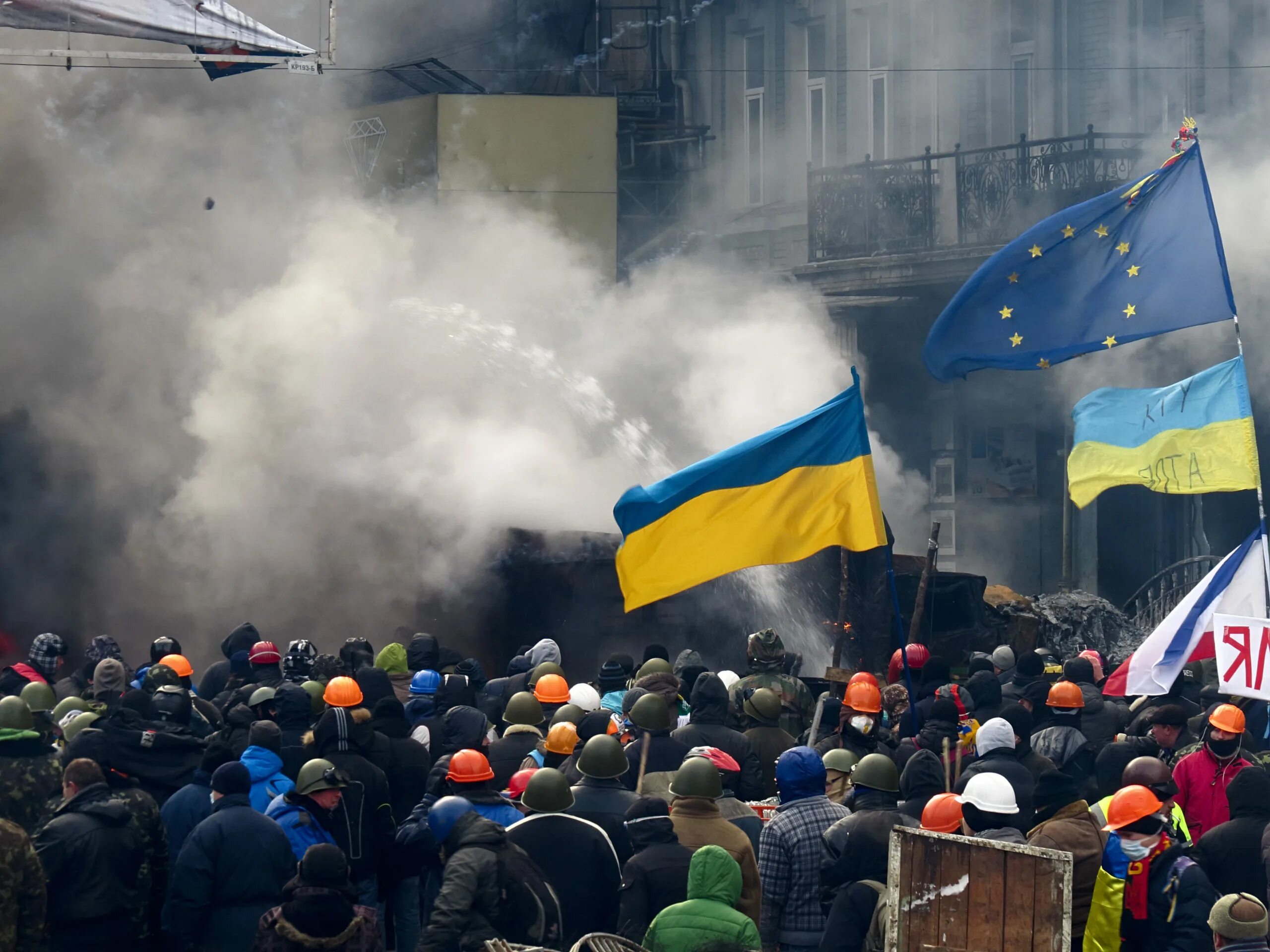 Майдан 2014 площадь независимости. Украина Майдан революция. Захват власти в киеве