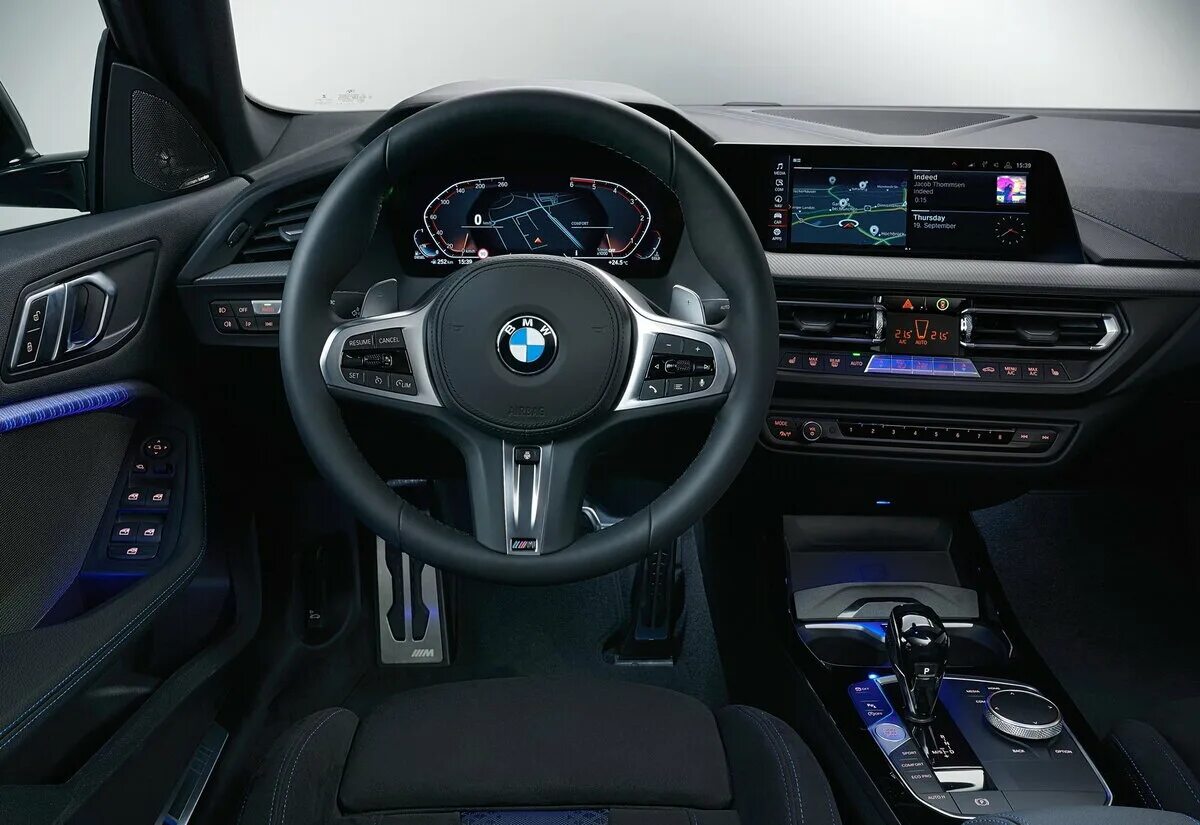 Нова бмв 2020. BMW 2 GRANDCOUPE. BMW 2 Series Gran Coupe. BMW m2 Gran Coupe 2020. BMW 2 Gran Coupe 2020 салон.