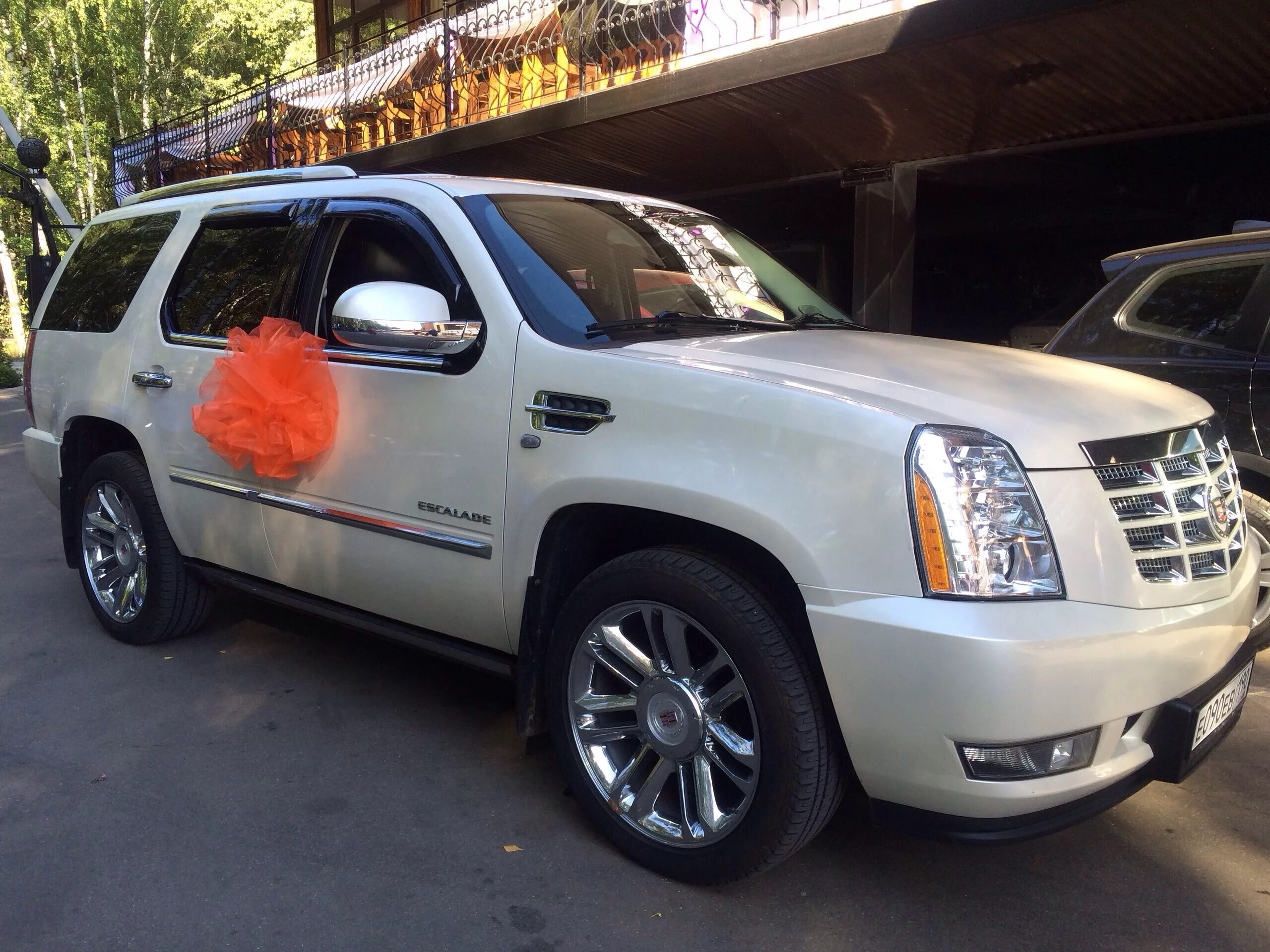 Джип в аренду. Внедорожники аренда. Джип напрокат. Jeep wrangler sahara tuning. Аренда джипа.