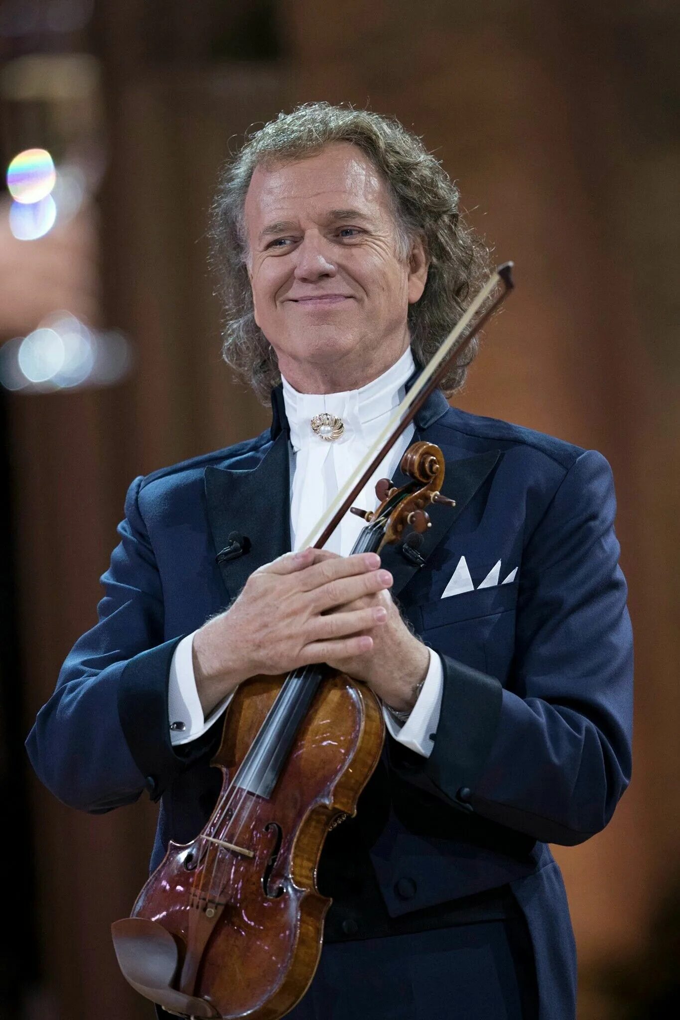 Оркестр андре рье. Скрипач дирижер andre rieu. Анди рие. Скрипач дирижер andre rieu. Анди рие.
