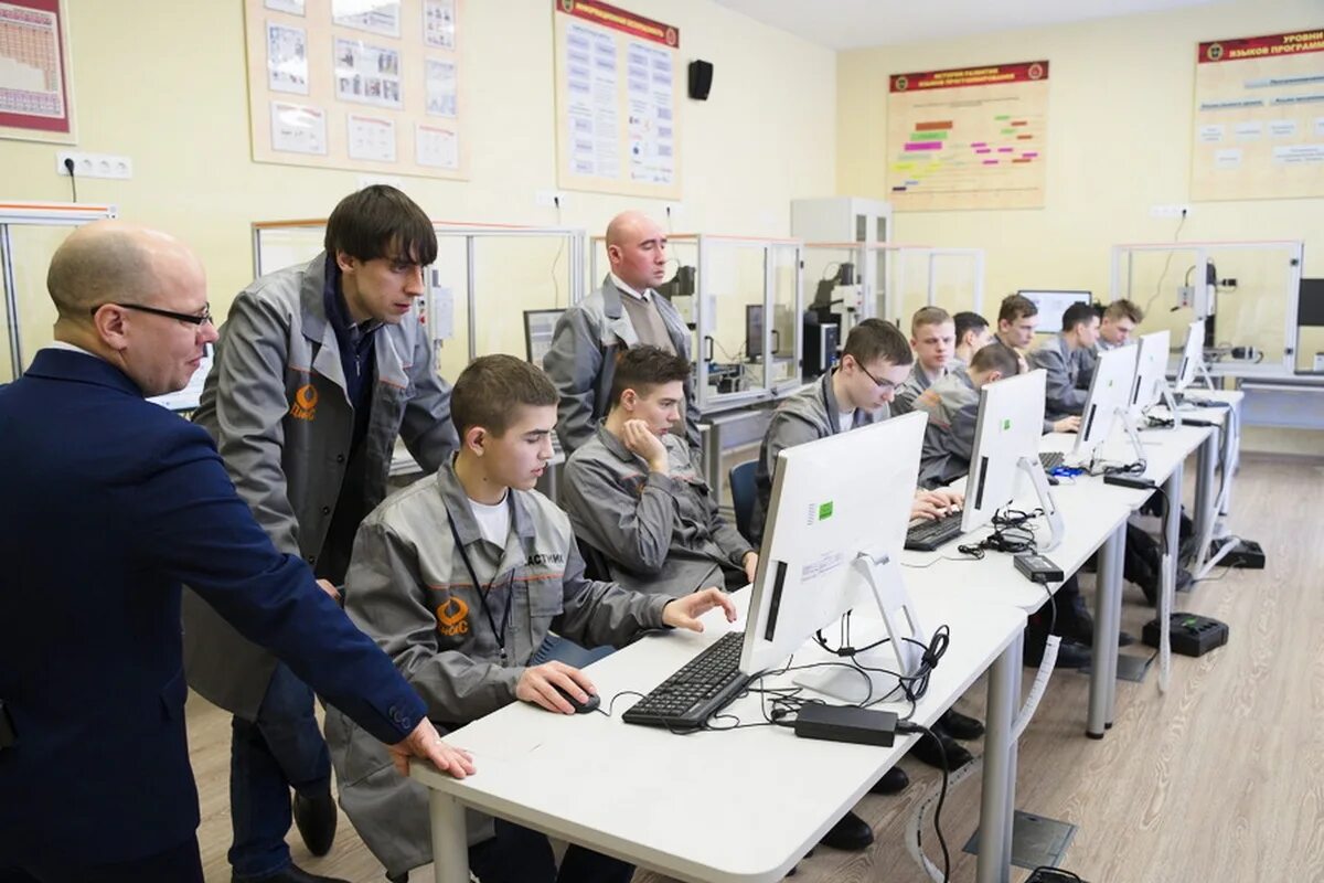 Кадетская школа it-технологий санкт-петербург. Айти кадетская школа. Центр цифрового образования детей «it-куб» ижевск. Айти технологии спб. Центр цифрового образования детей «it-куб» в дагестане.