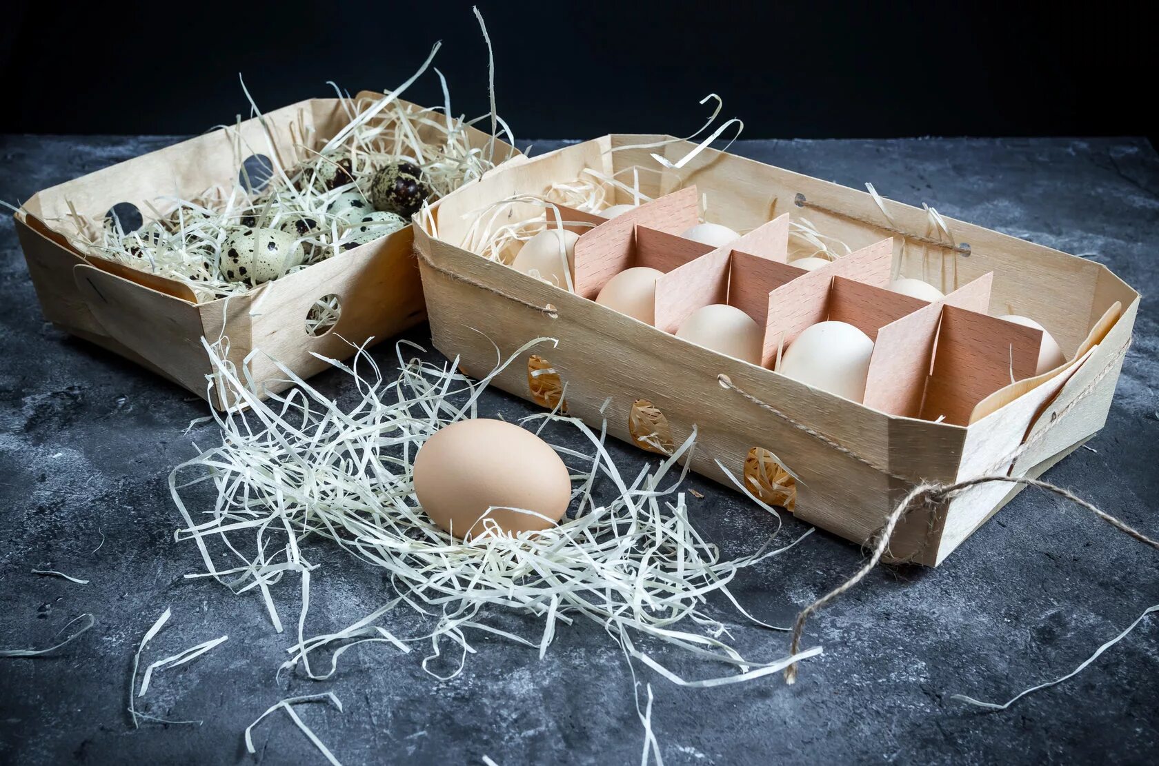 Упаковка для яиц купить. Упаковка для яиц. Яйца куриные в упаковке. Яичная упаковка. Эксклюзивная упаковка для яиц.