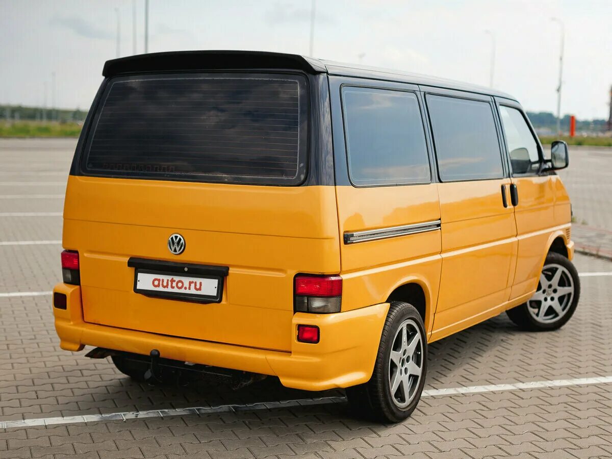 Фольксваген транспортер калининград. Volkswagen transporter 1993 года регулировочная шайба болт. Фольксваген transporter 1983. Микроавтобус калининград. 3 поколение вв транспортер.