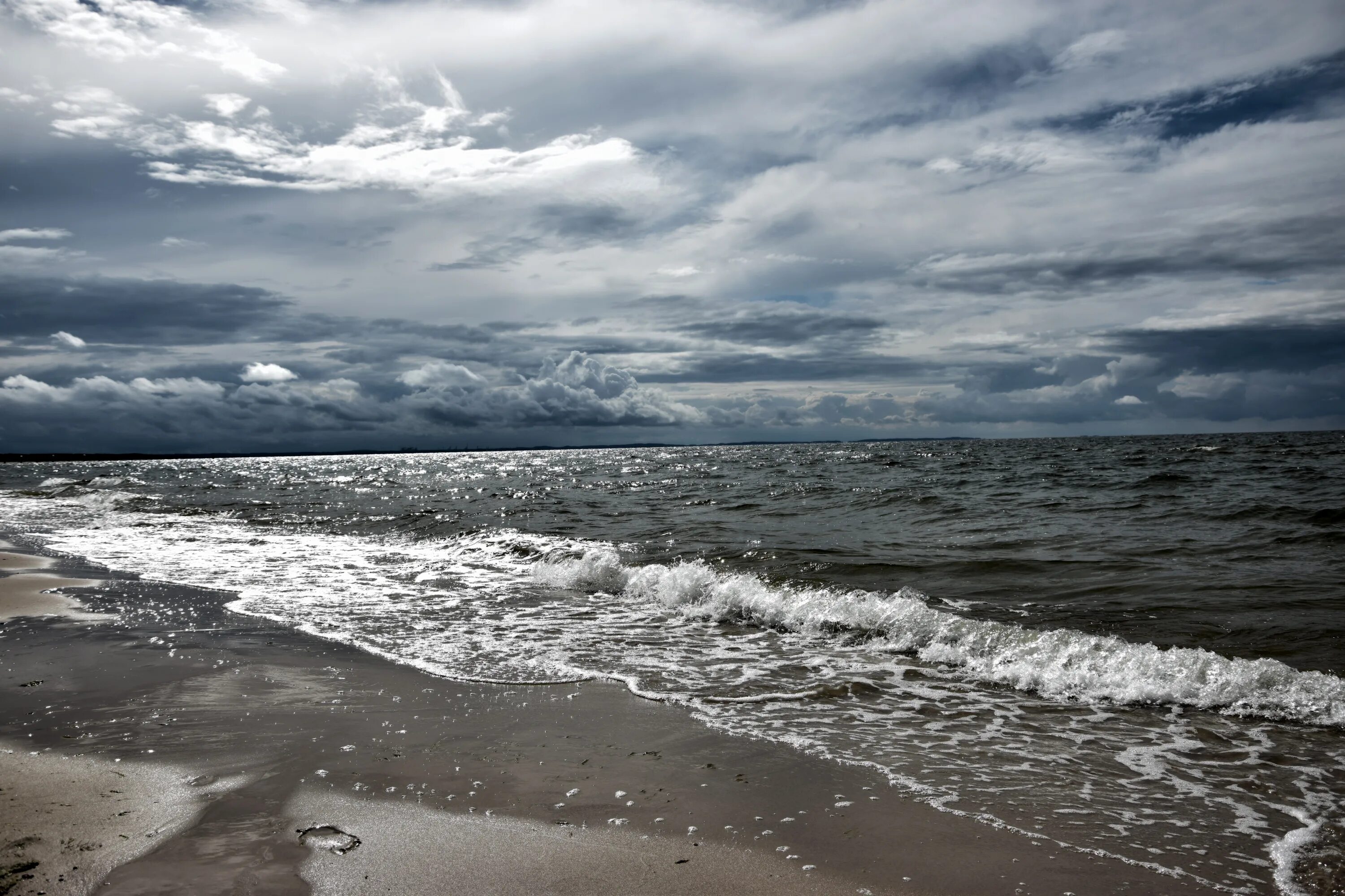Балтика Балтийское море. 4к Балтийское море Эстония. Балтийское море Атлантический океан. Балтийское море штормит. Ветер на берегу океана