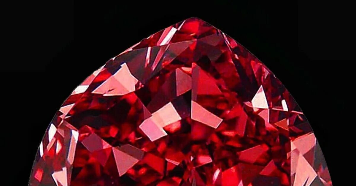 Какие драгоценные камни самые дорогие. Moussaieff Red Diamond красный Алмаз.