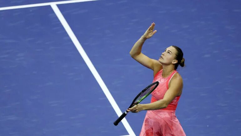 Aryna sabalenka. Сабаленка теннис. Теннис ухань 2024 соболенко гауфф. Теннис ухань 2024 соболенко гауфф. Сабаленка.