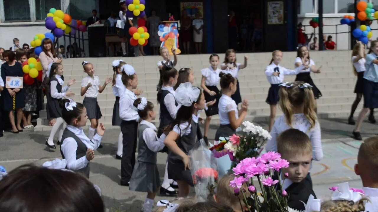 Школа 16 2 корпус благовещенск. Школа 15 стадион благовещенск. Школа номер 16 благовещенск амурская область. Школа 15 благовещенск амурская область. Школа номер 16 благовещенск амурская область моау.