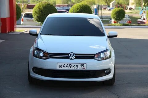 Volkswagen 100
