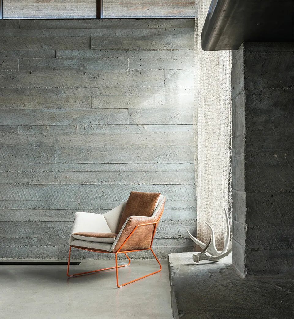 стены под бетон в интерьере. интерьер в стиле брутализм и необрутализм. арт бетон в интерьере квартиры. лофт штукатурка микроцемент. клавелл лофт бетон.