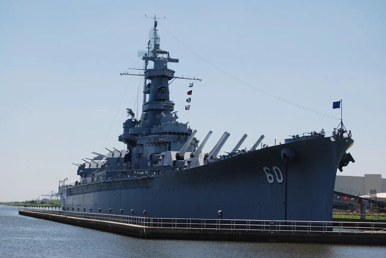 Как называется русский корабль. Линкор алабама. линкор корабль вмф рф. фрегат алабама. военный крейсер.