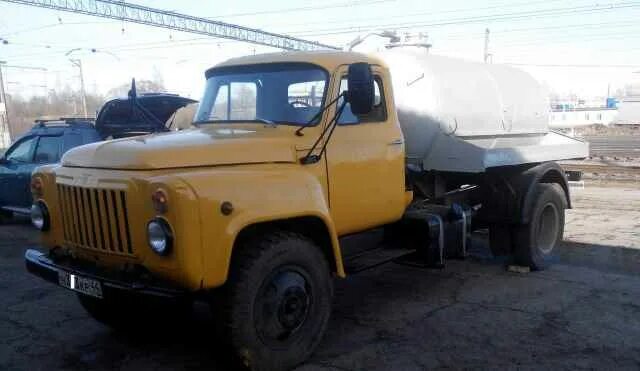 Газ 53 бензин. Вакуумная бочка на базе газ 53. Ассенизаторская бочка на газ 53. Газ 3307 ко 503. Газ 53 вакуумная.