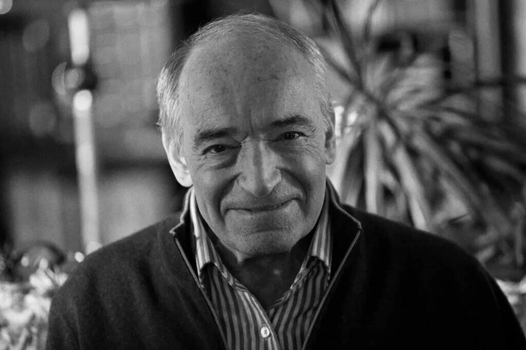 Валентин гафт фильмография. Валентин гафт. Гафт биография национальность. Гафт с бородой. Валентин иосифович гаф.