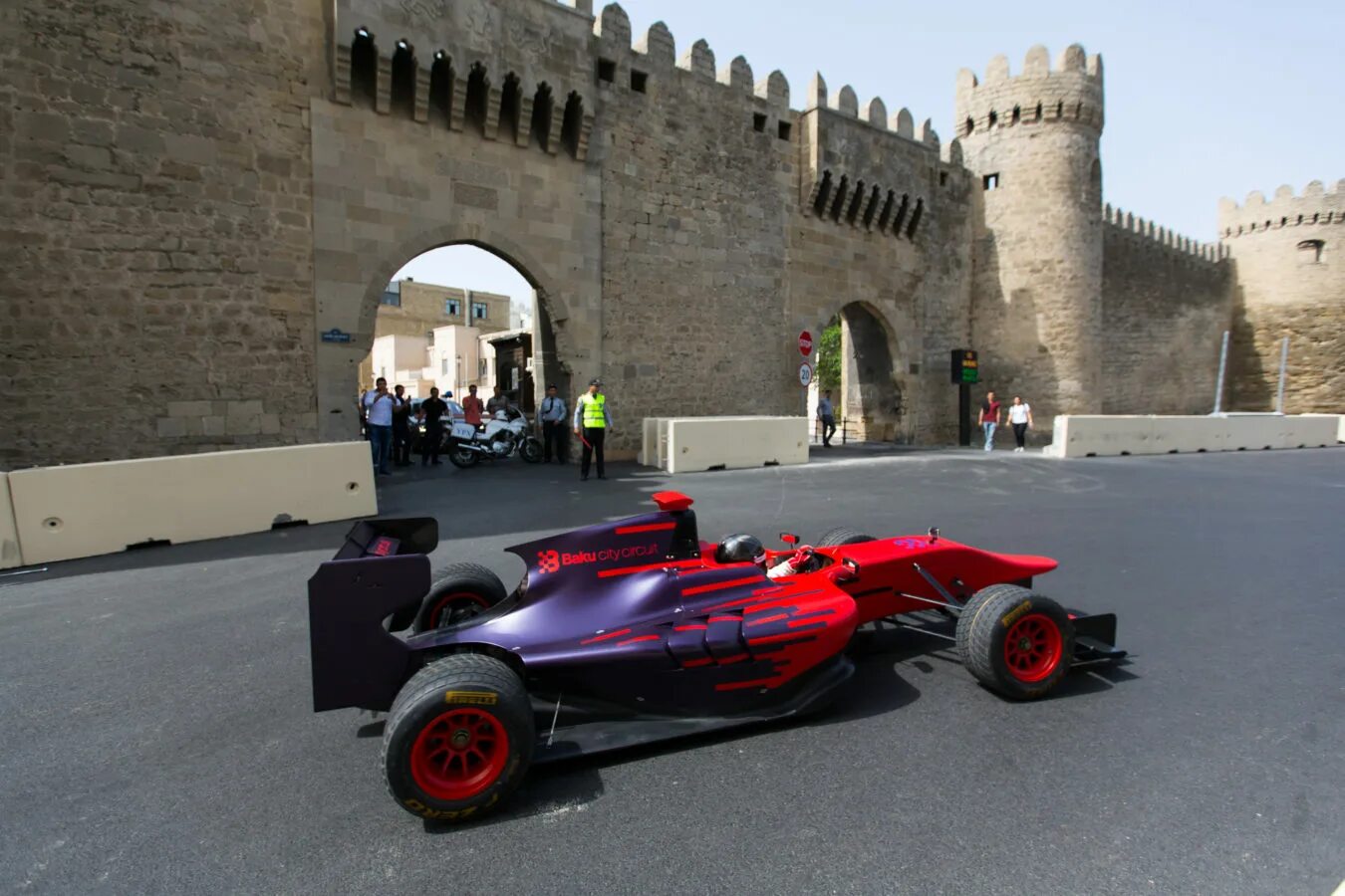 Авто баку азербайджан. F1 Baku Grand prix. Formula 1 Baku. Формула 1 Баку. F1 Baku 2023.