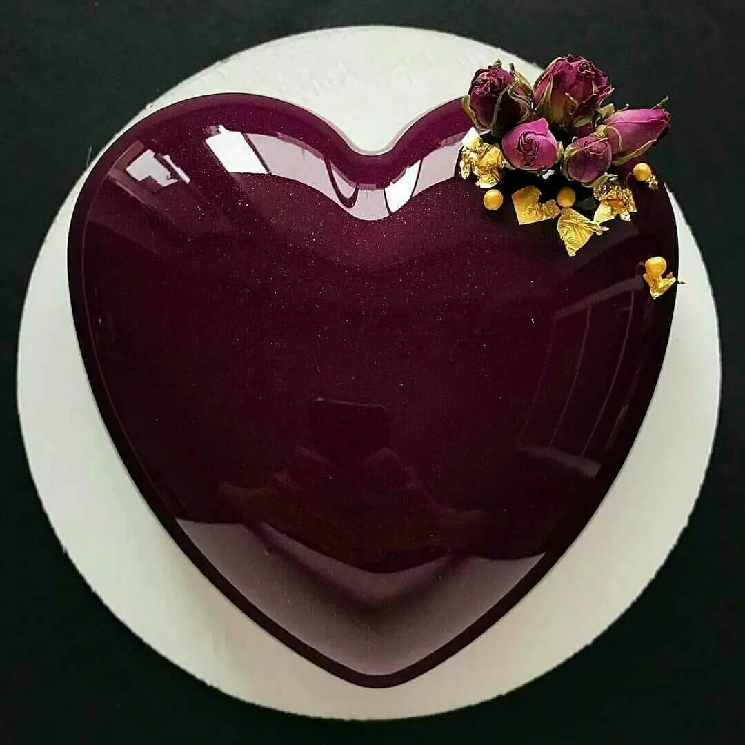Зеркальная глазурь гляссаж. Зеркальные торты Ольги Носковой. Торт сердце. Глянцевый торт.