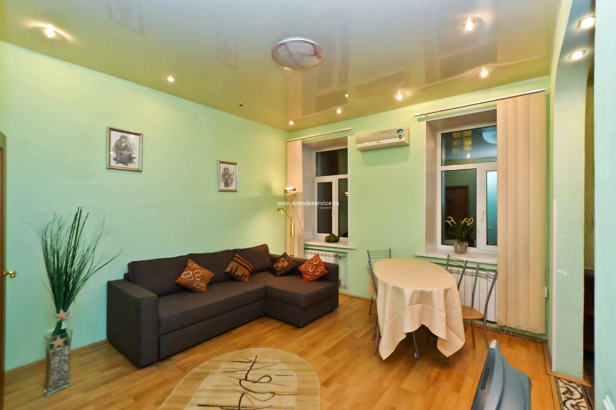 снять квартиру канал грибоедова. уютная студия на грибоедова санкт-петербург. гостевой дом студии порт на грибоедова санкт-петербург. снять апартаменты в санкт-петербурге канал грибоедова. апартаменты с гостиничным сервисом.