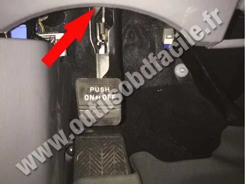 Obd камри. Toyota camry разъём obd2. obd2 toyota camry 50. camry 40 obd2. camry 70 obd разъем.
