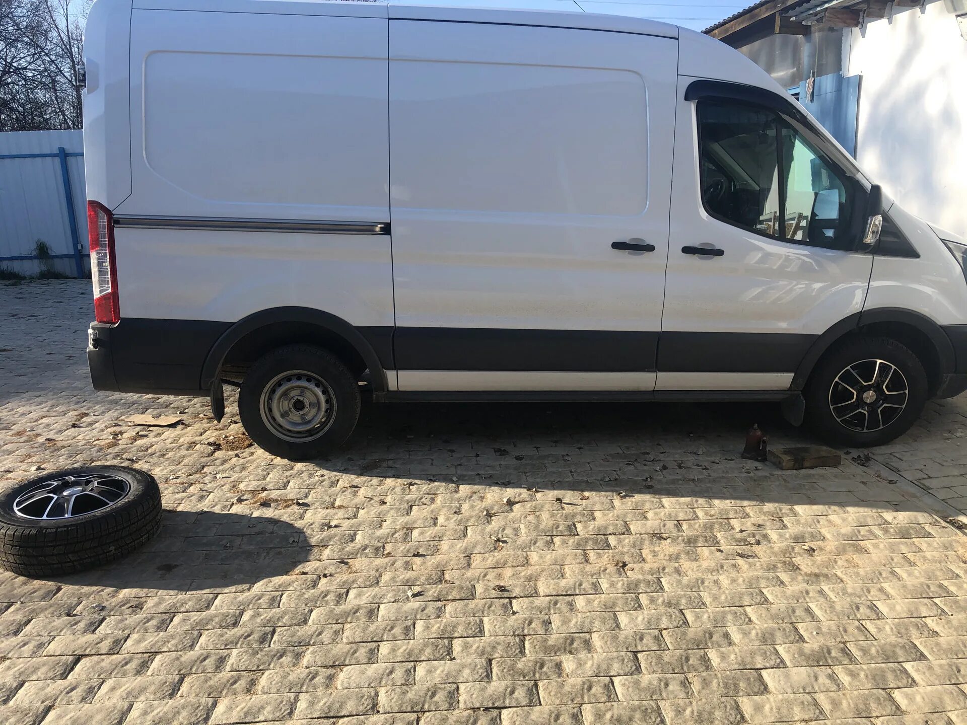 Ford Transit r17. Литые диски Ford Transit r16. Ford Transit r20. Ford Transit диски r18.