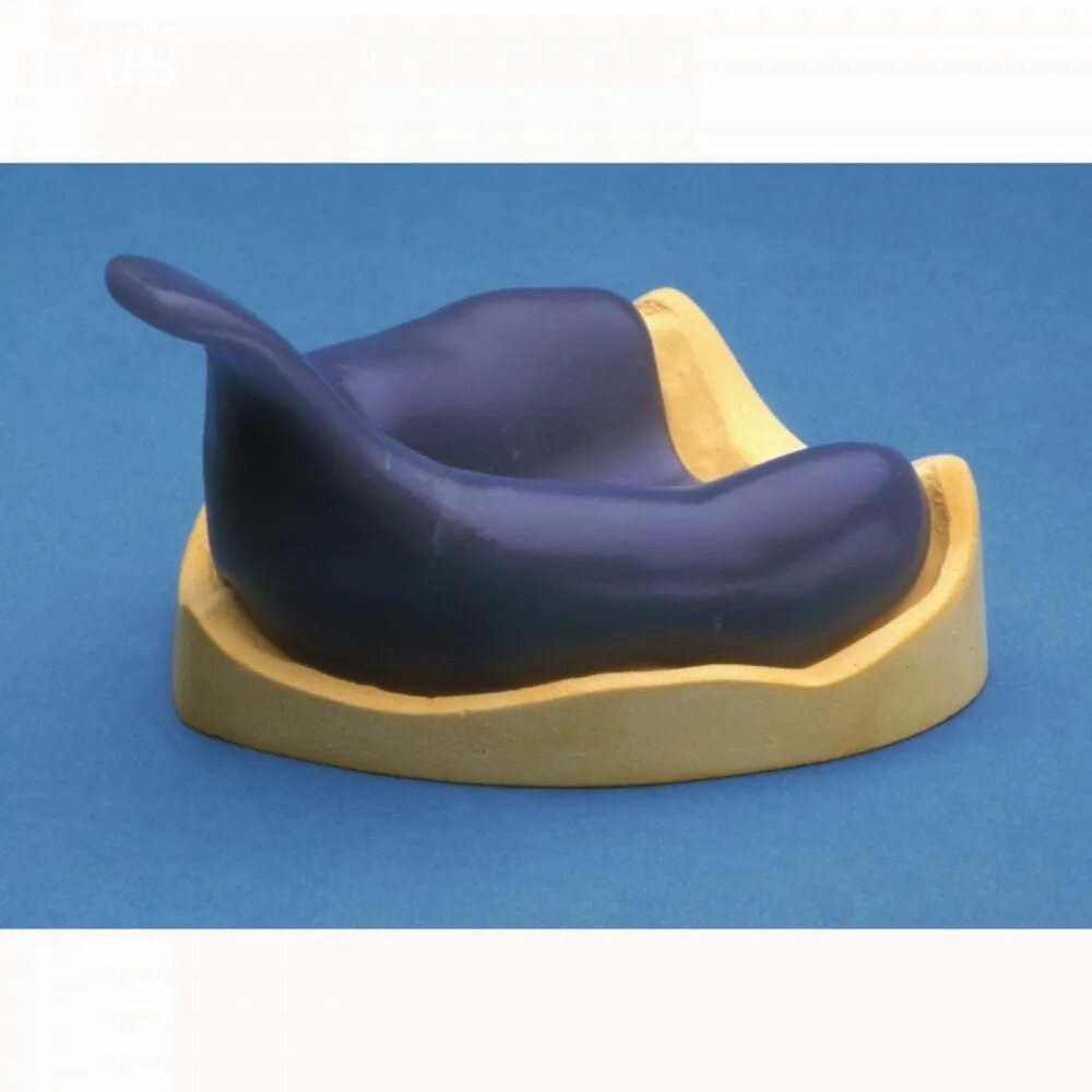 индивидуальная ложка на верхнюю челюсть.