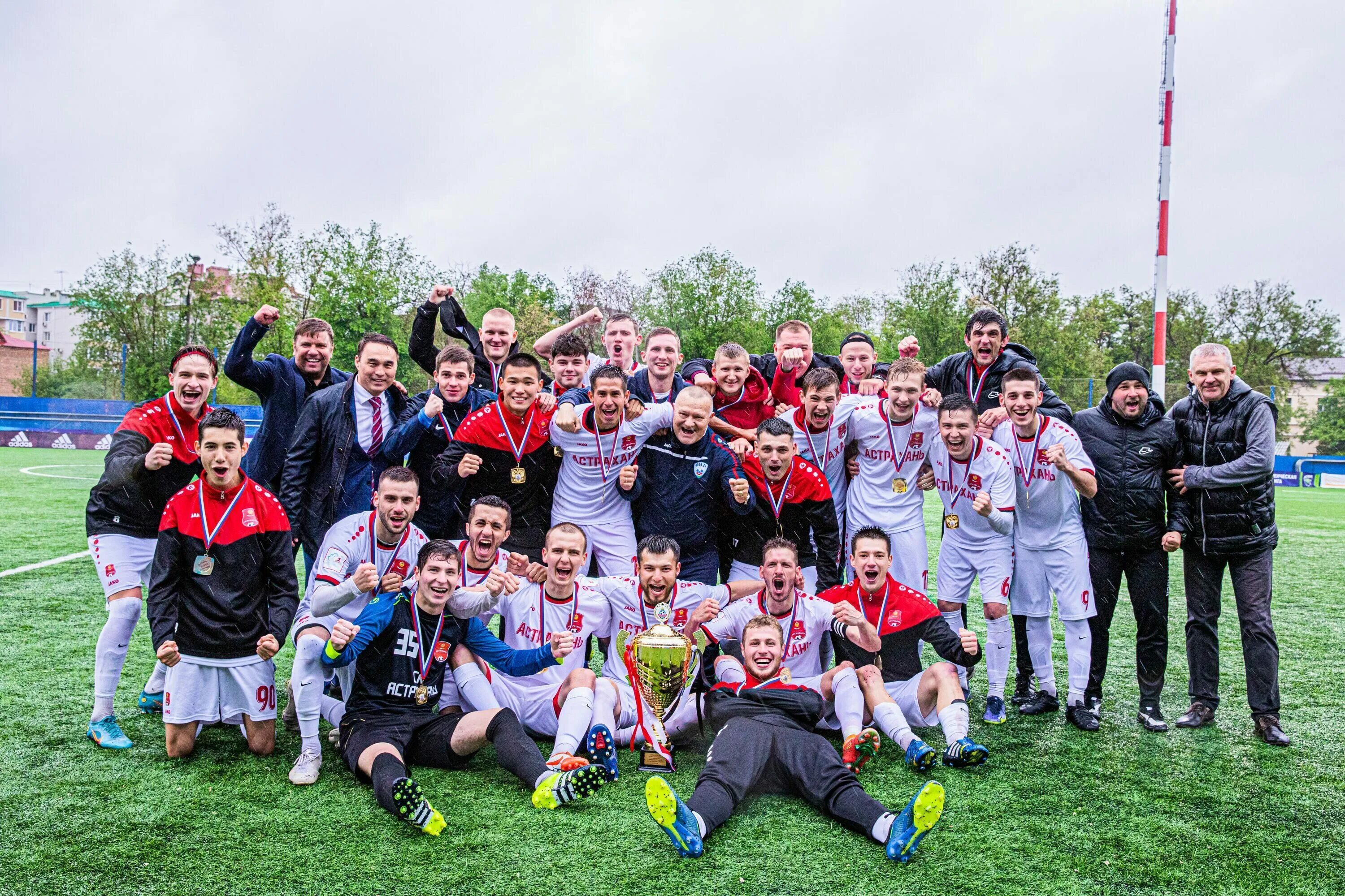 сайт футбольного клуба астрахань. сайт футбольного клуба астрахань. волгарь 2007 астрахань. футбольный клуб астрахань. волгарь астрахань форма.