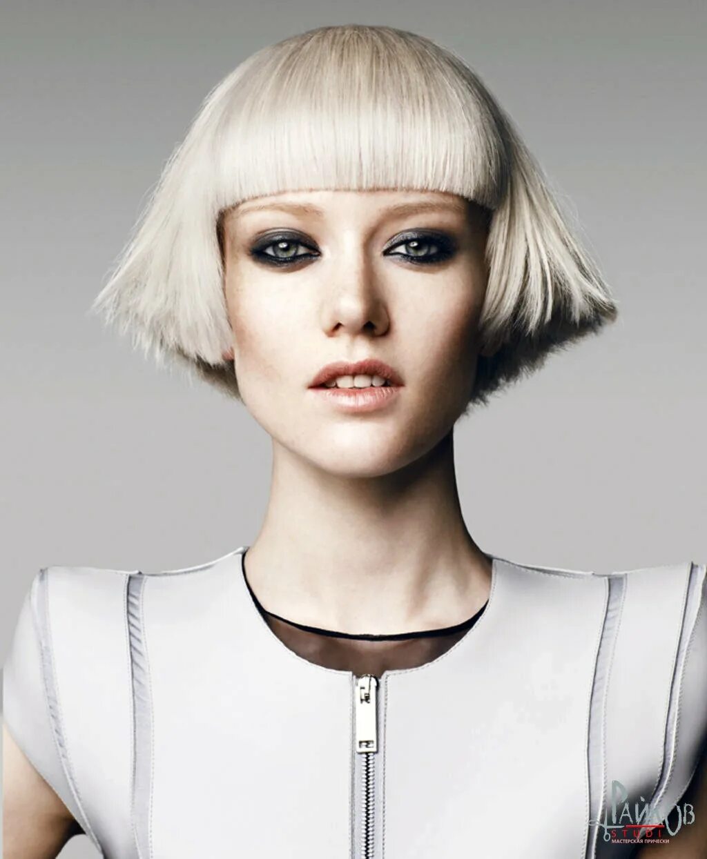 женские прически. симметричные прически. прическа симметрия. ассиметричные женские стрижки. современные прически.