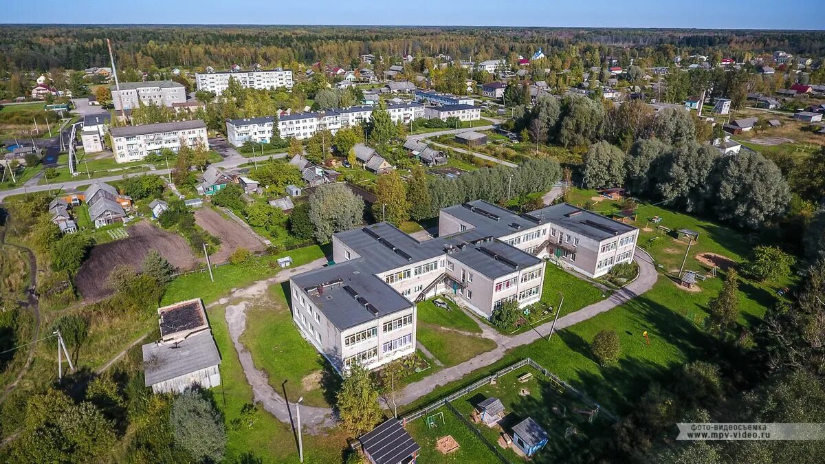 Батецкий поселок. Батецкий район Новгородской области. П Батецкий Новгородская. Посёлок Батецкий лен обл.