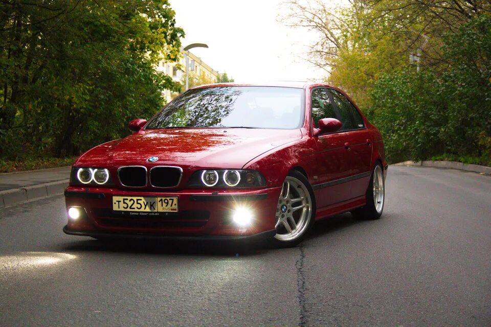 Компьютер бмв е39. Bmw e39 2002. бмв е39 красная. бмв е39 рестайлинг. бмв е39 2002 рестайлинг.
