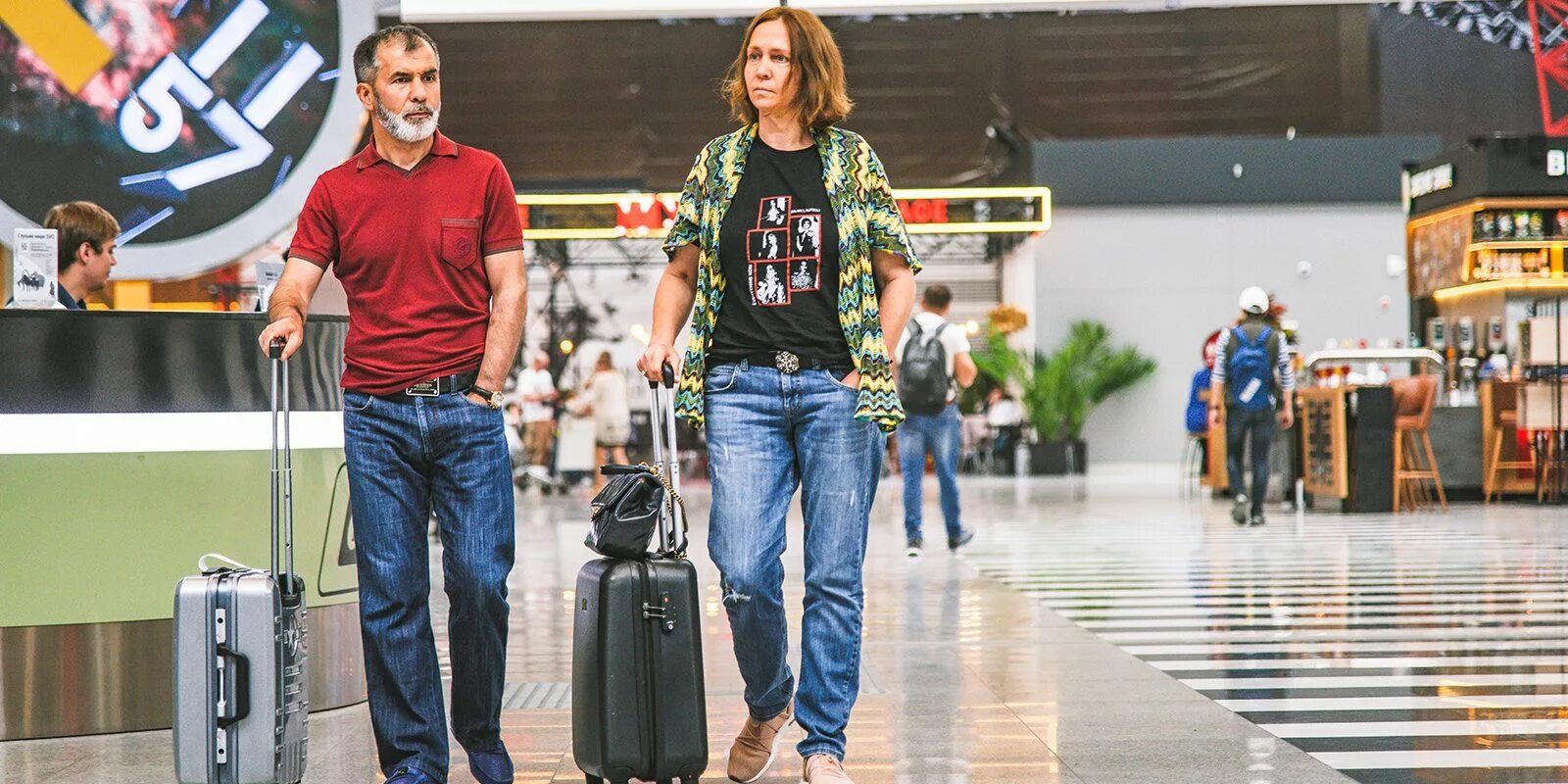 Китайские туристы. Туристы в москве. Туристы в москве. Москва летом. Регистрация туристов в москве.