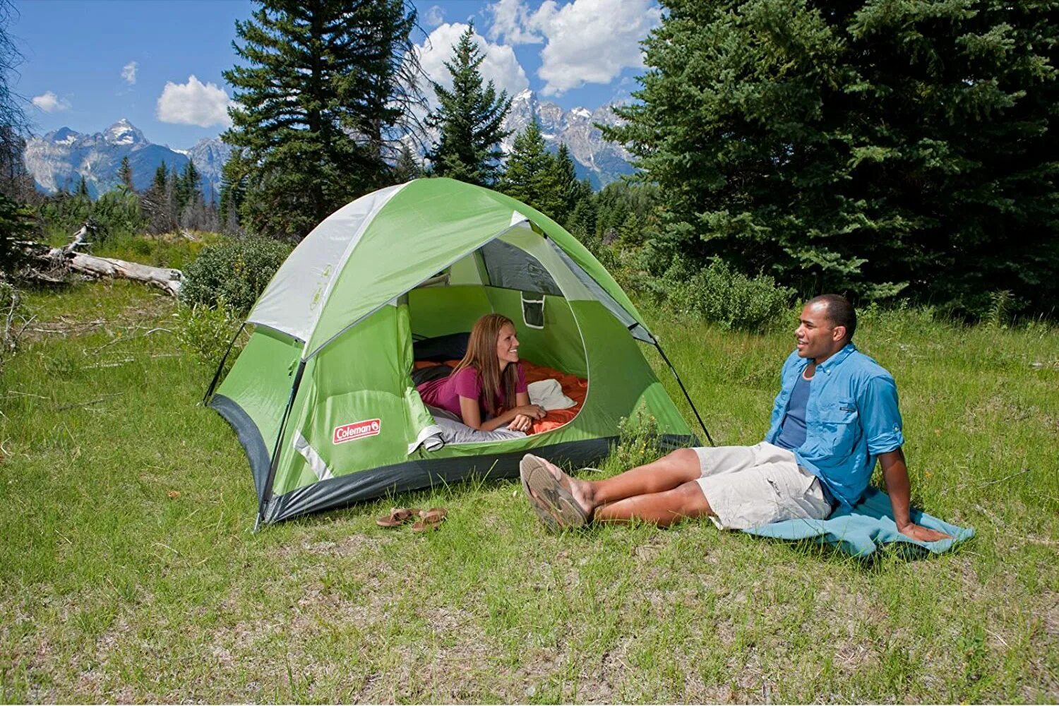 Camping with extend. Колеман палатка 4 местная Sundome. Купольная палатка Coleman Sundome 7x7. Палатка Coleman Family. Палатка Sundome 12' x 10'.