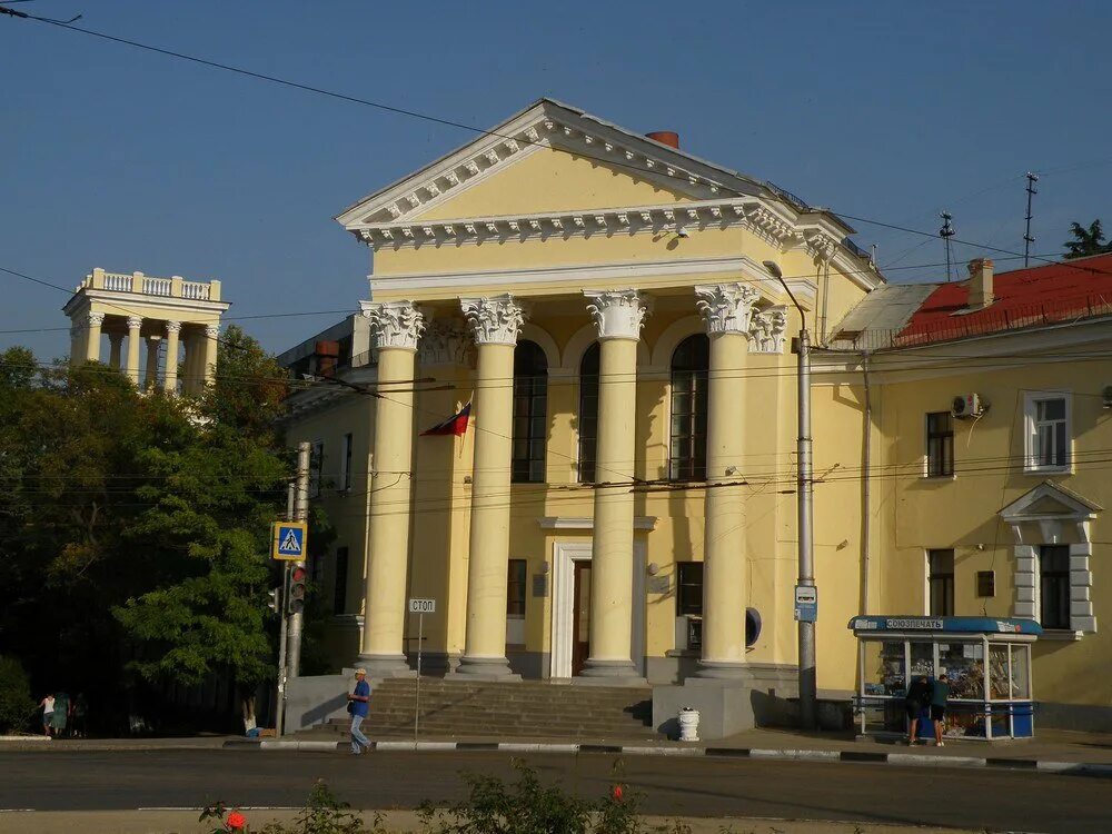 Первая городская. 1-Ая городская больница Севастополь. Поликлиника 1 горбольницы Севастополь. Больница Пирогова Севастополь. Больница 1 Севастополь имени Пирогова.