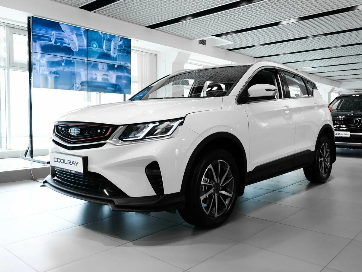 Джили 2023 отзывы. Geely Coolray 2023. Geely Atlas 2023. Geely Coolray 2023 белый. Джилли кулрэй 2023.