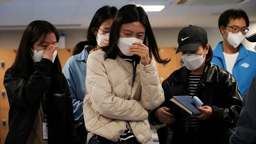 Хэллоуин в южной корее 2018. Южная корея давка на хэллоуин. Настоящие корейцы. Чонан южная корея. Южная корея хэллоуин.