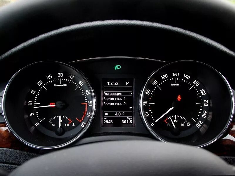 панель управления skoda superb 2020. цифровая приборная панель skoda superb 2 поколение. приборы шкода суперб. приборная панель superb 2 tdi. суперб 2 максималка\.