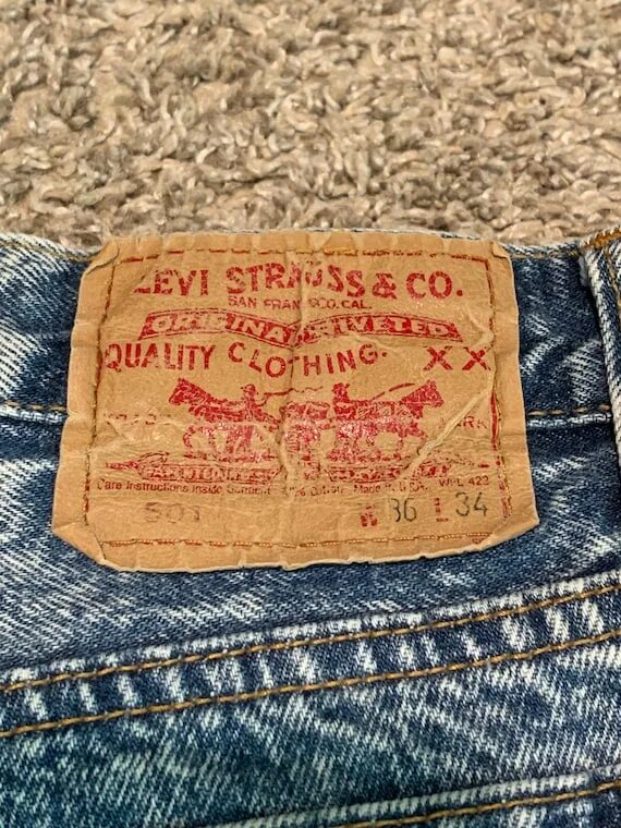 Ca00342 levis джинсы. Levis 501 ca00342. Levis 423. Levis 423. Levis 501 эволюция джинс.