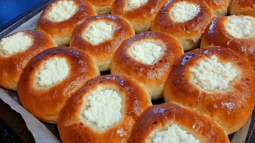 Ватрушки сдобное дрожжевое тесто