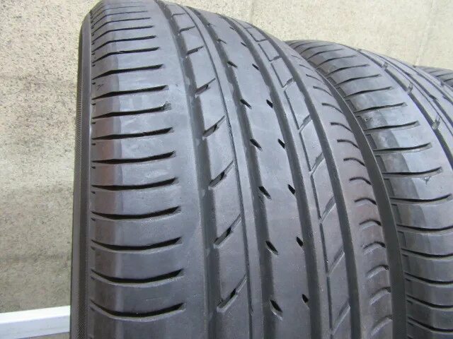 Yokohama bluearth 225 65 r17. 225/55 R17 Yokohama BLUEARTH e70. Yokohama BLUEARTH e70. Yokohama Decibel e70b. Yokohama 215/55r17 94v BLUEARTH e70bz TL.