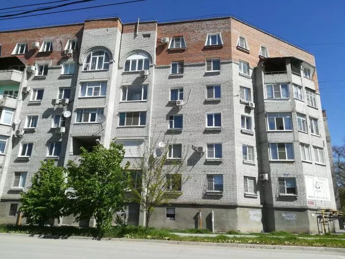 Розы люксембург 44. Улица розы Люксембург Таганрог. Улица розы Люксембург, дом 44. Роза Люксембург 44 Таганрог. Таганрог ул розы Люксембург дом 44.