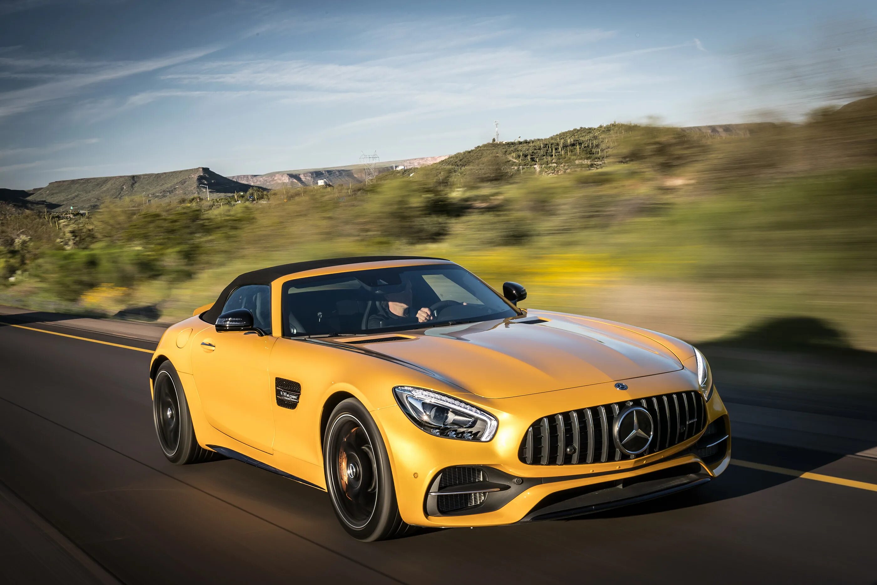 Купить amg gt. Мерседес АМГ ГТ 2016. Mercedes АМГ ГТ. Mercedes-Benz AMG gt Roadster. Мерседес Бенц AMG gt.