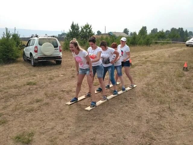 Шиверская школа. Погода в шиверском. Поселок шиверский церковь. Шиверский красноярский край. Шиверский фото.