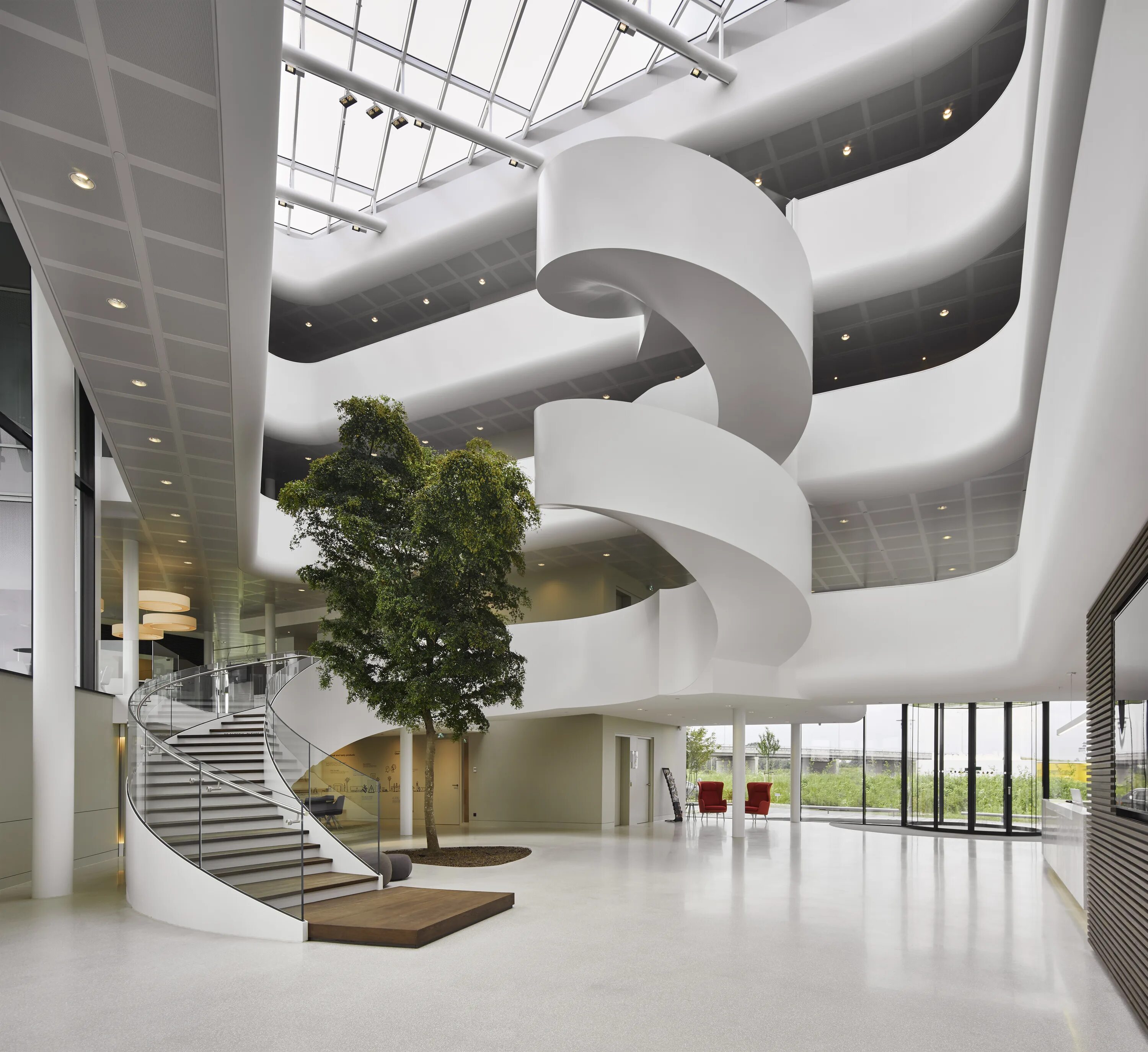 Сп общественные здания 2016. Лестницы atrium атриум. атриум (архитектура). интерьер общественного здания. интерьеры общественных зданий современные.