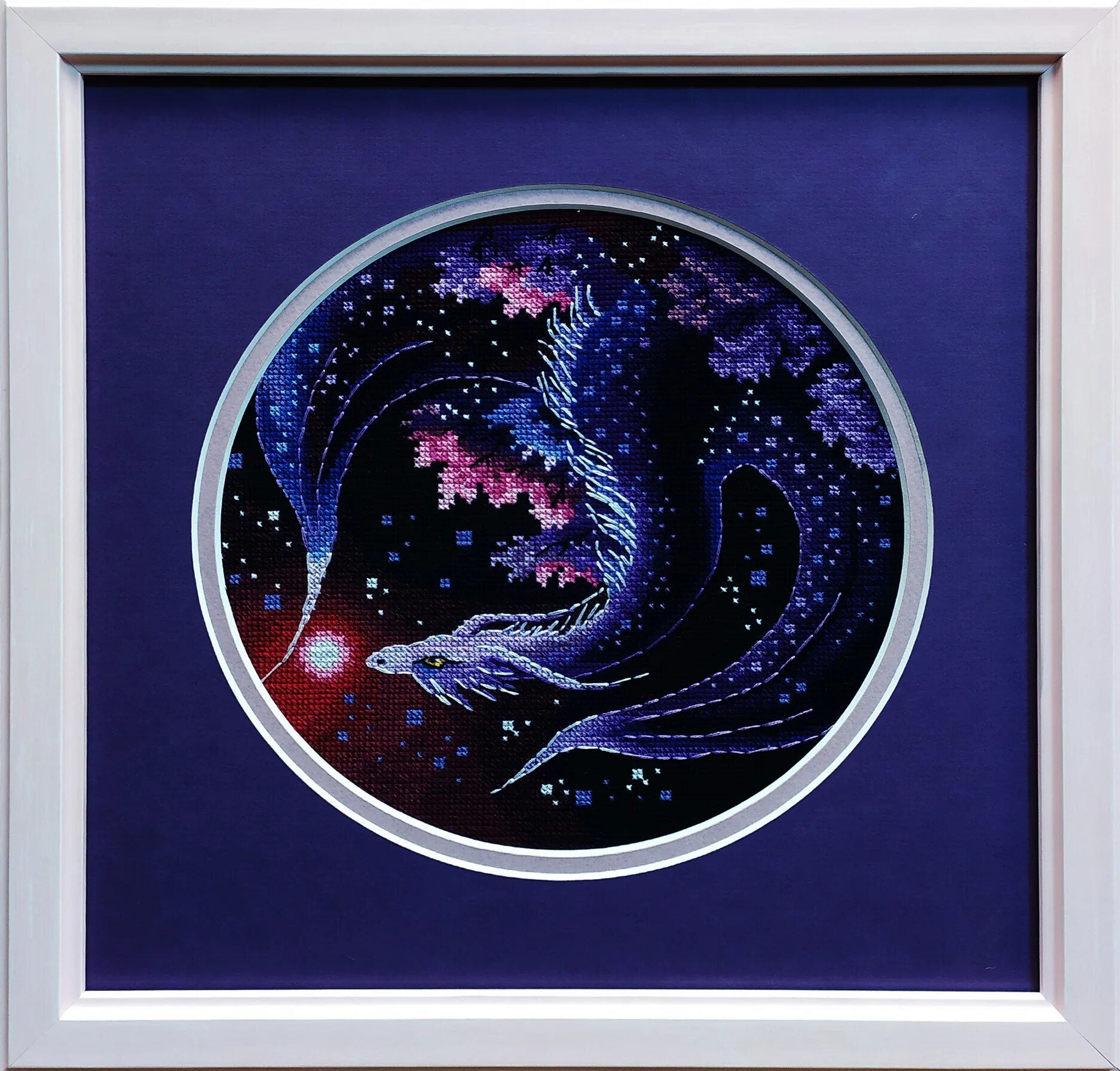 Вышивка волшебство. Магическая вышивка. фигурное паспарту для вышивки. вышивка колдовство.