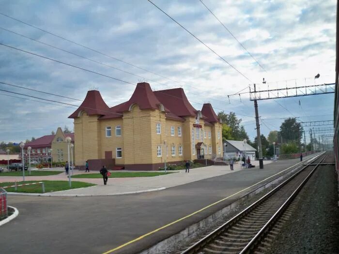 Погода в чернушке. Железнодорожный вокзал Чернушка. Железнодорожный вокзал Чернушка Пермский край. Чернушка станция ЖД. Пермская область поселок Чернушка.