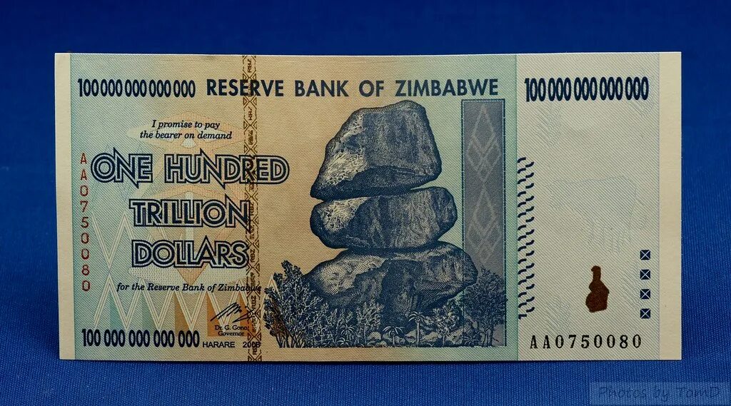 Эшбах триллион долларов. 100 Триллионов зимбабвийских долларов. Банкнота 100 триллионов. Купюры Зимбабве. Банкнота 100 триллионов марок.