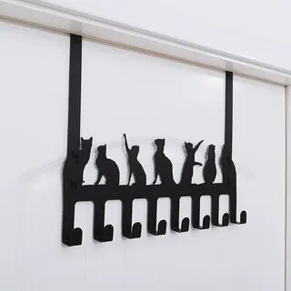 Вешалка на стену для одежды