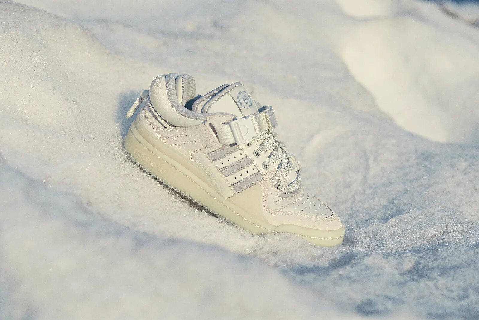 Bad Bunny x adidas. Adidas forum Bad Bunny White. Adidas forum Bad Bunny. Адидас бэд Банни белые. Lasted forum