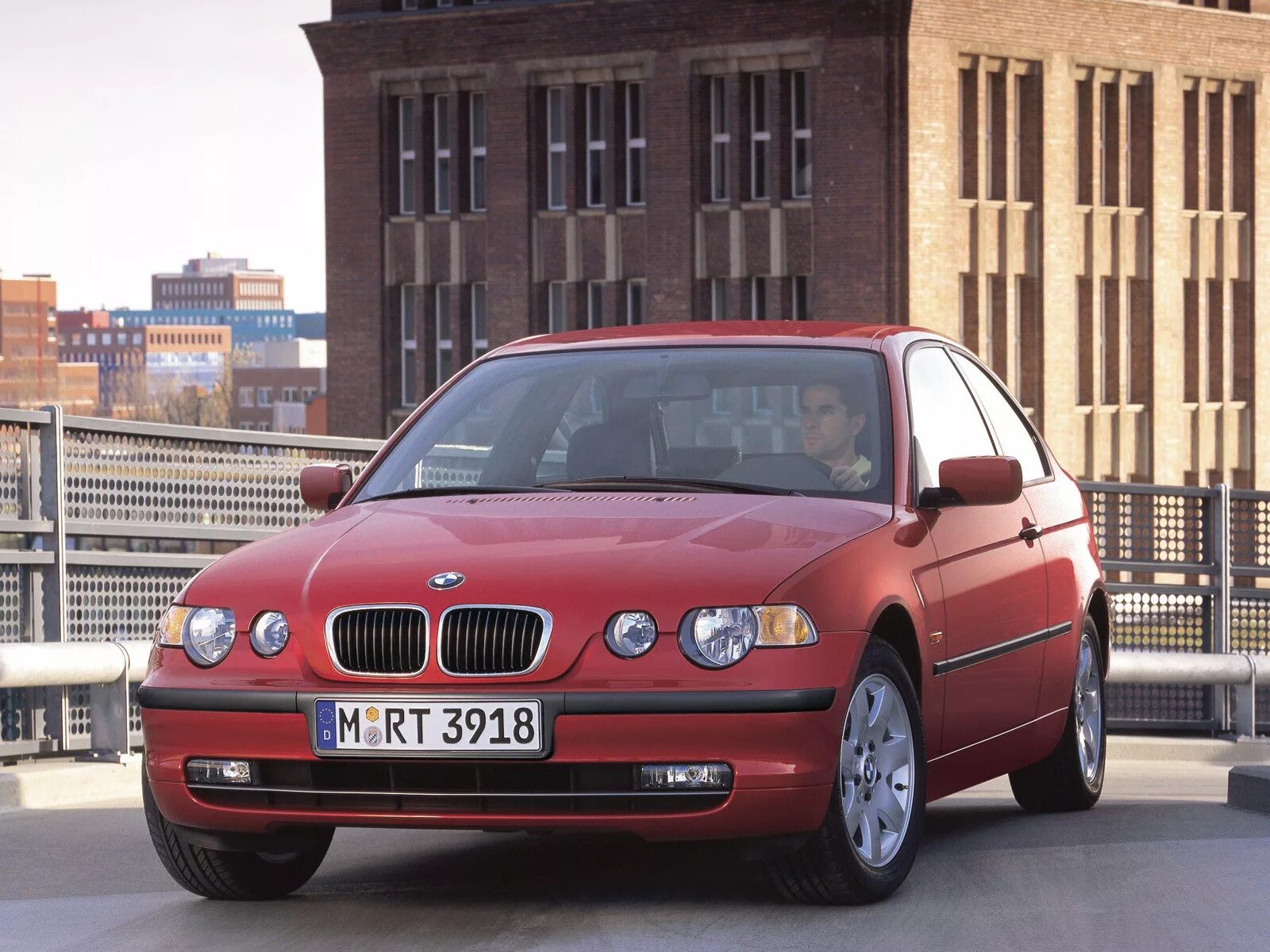 Bmw 3 бензин. Bmw 3 compact e46. bmw e46 compact. bmw 316 compact. bmw compact 2001.
