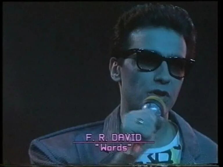 F r david pick up the. F R David без очков. F R David в молодости. F R David в молодости без очков. F.R. David CD.