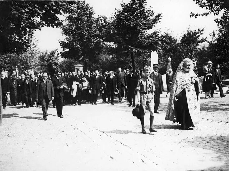 Расстрел врангеля. Похороны генерала врангеля брюссель 1928. похороны генерала врангеля. похороны барона врангеля брюссель 1928. похороны барона врангеля.