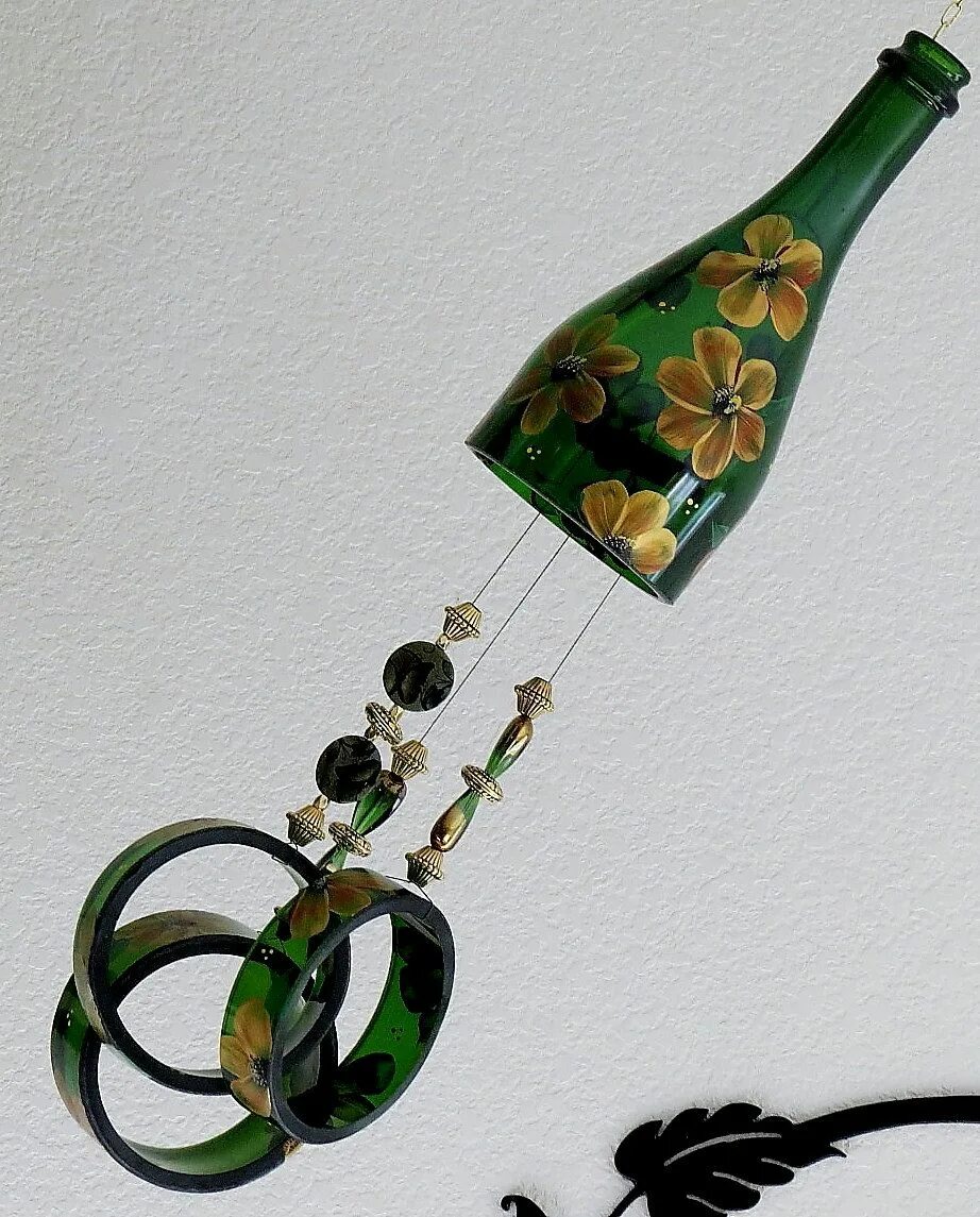 декоративные бутылки украшение. декоративные бутылки для интерьера. поделки из под бутылки. цветочные горшки из пластиковых канистр. потделка из втор сырья.