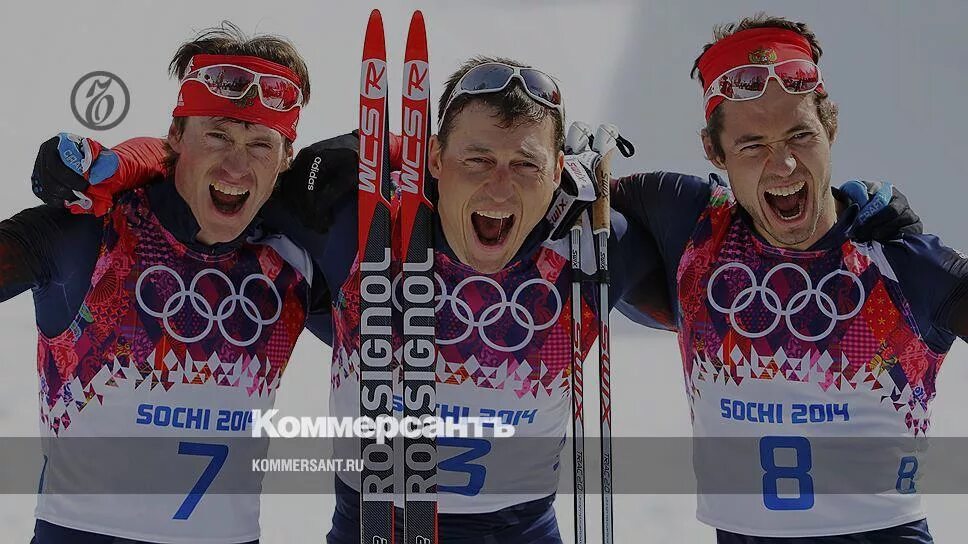 Курьезы на олимпийских играх. Олимпийский подиум для награждения. Пьедестал олимпийских игр. Ореол над олимпийским пьедесталом. Олимпиада лондон чертовщина.